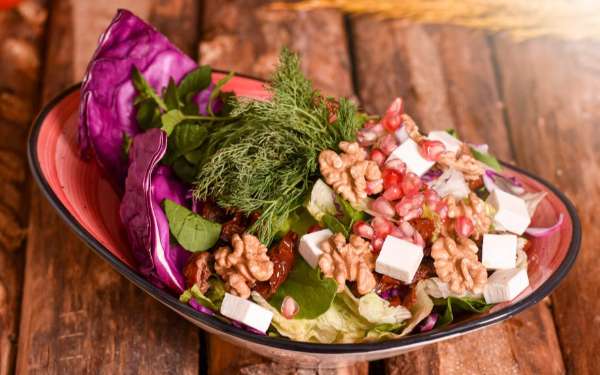 Apaya Salad