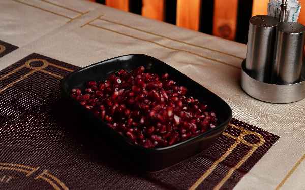 Pomegranate plate