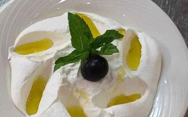 Yogurt (Labneh)